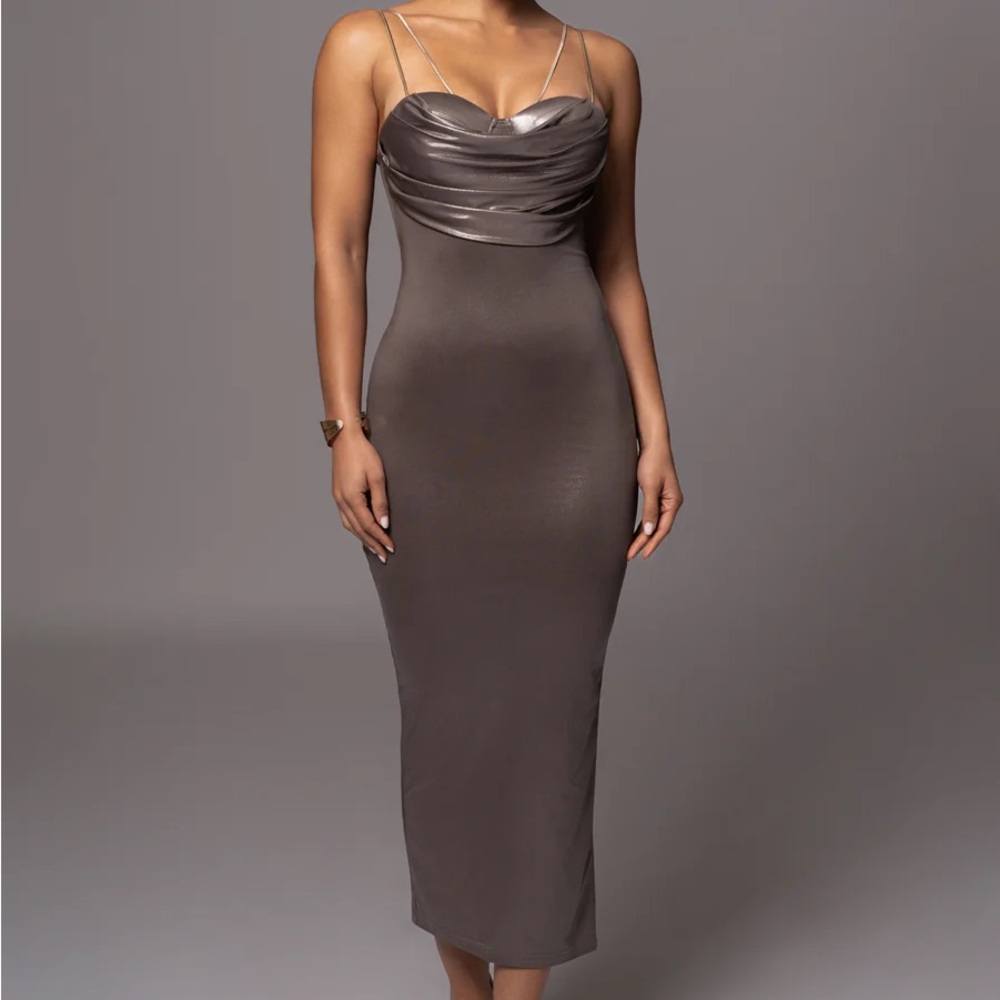 JLUXLABEL 
Women dress 
Size Medium